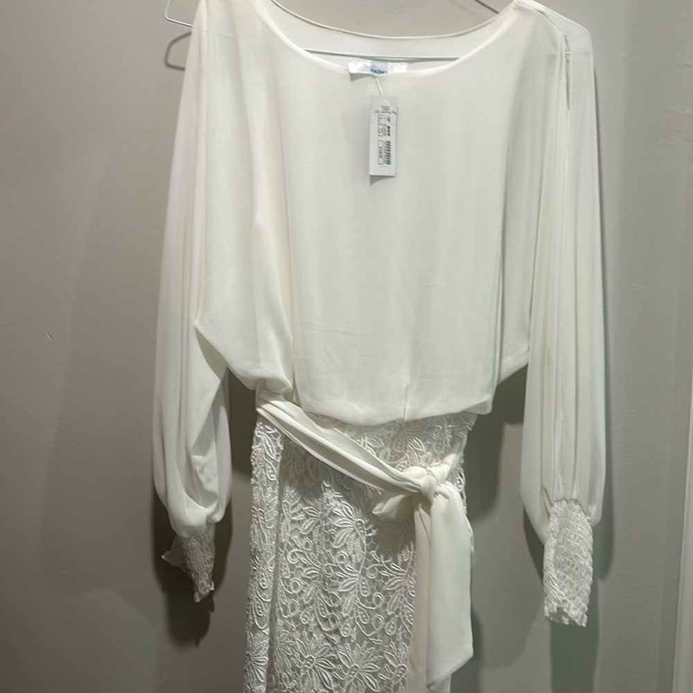 SLITTED LONG SLEEVE WITH LACE BOTTOM white dress